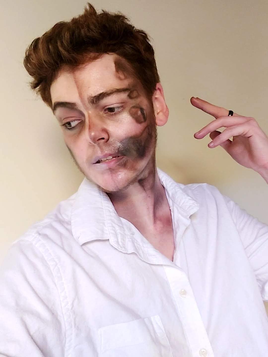 Damien Freidly Makeup 